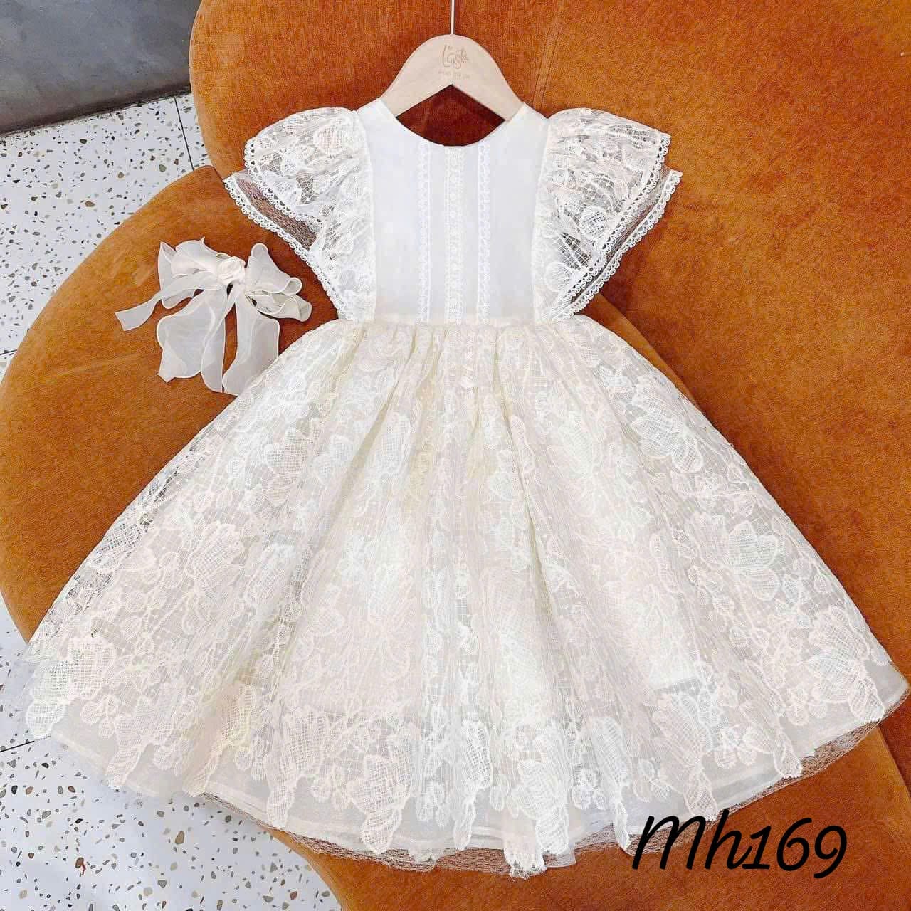 Ball dress